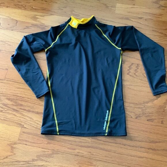 Under Armour small fitted long sleeve athletic shirt - Picture 1 of 8